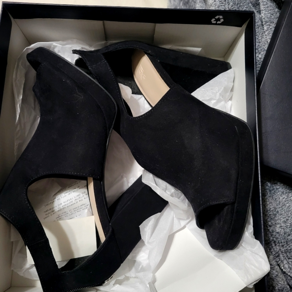 Back ankle heels